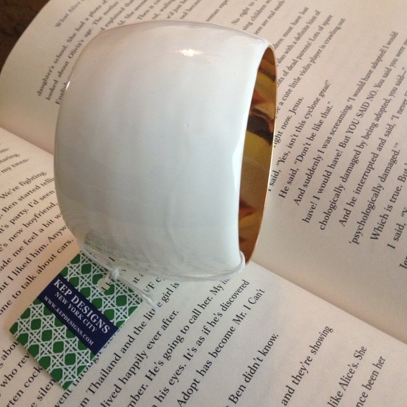 NWT  HOST PICKed - Picture 2 of 4